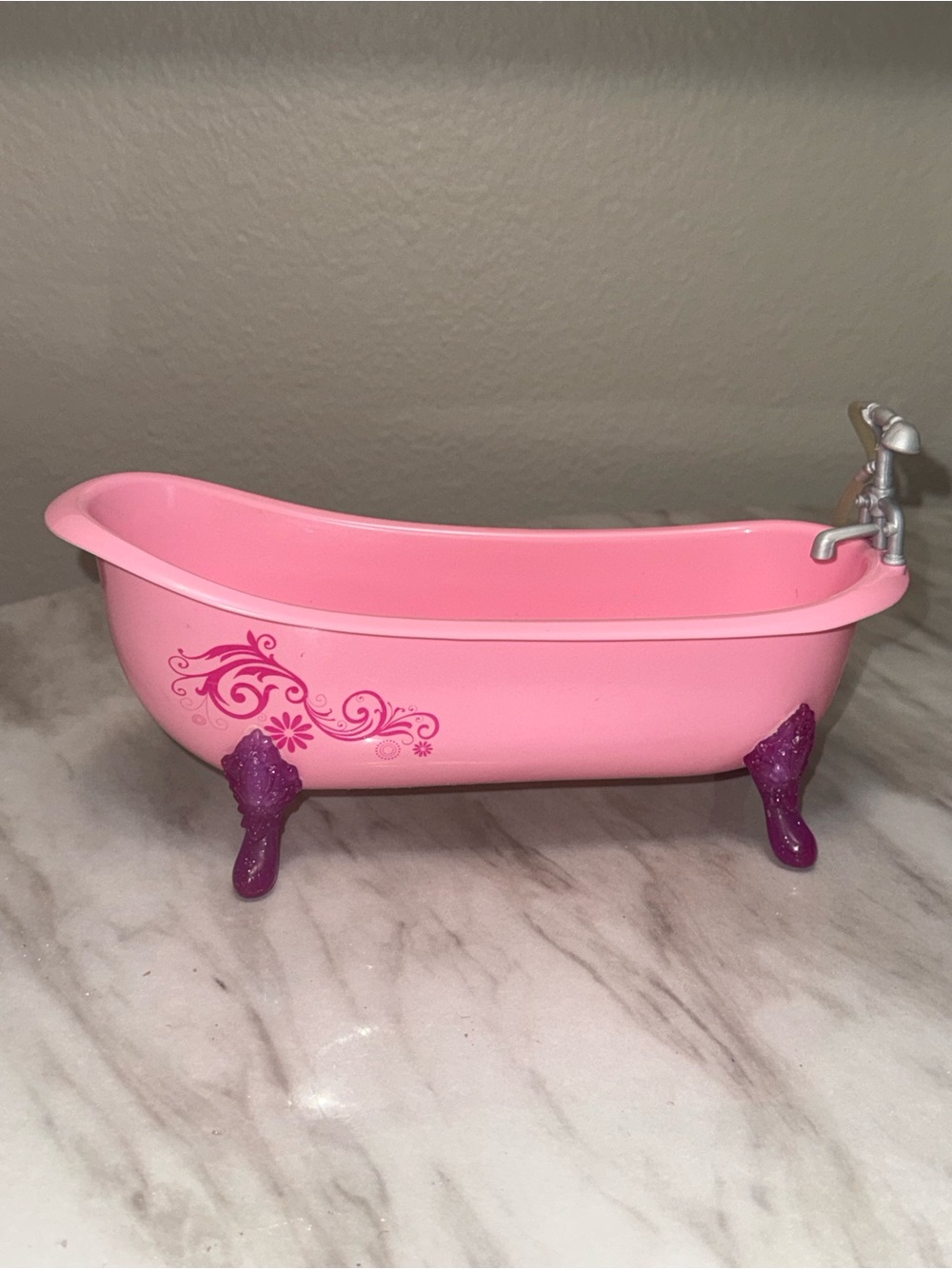 Barbie Mattel dream house pink bath tub